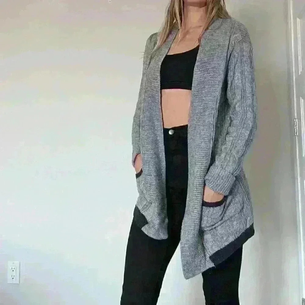 CLEO Petites,  Grey, cardigan, with pockets, size Medium